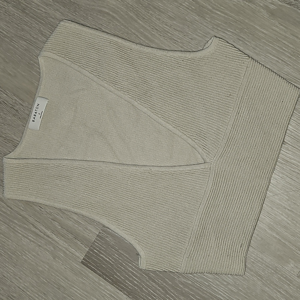 Aritzia sculpt knit deep v tank